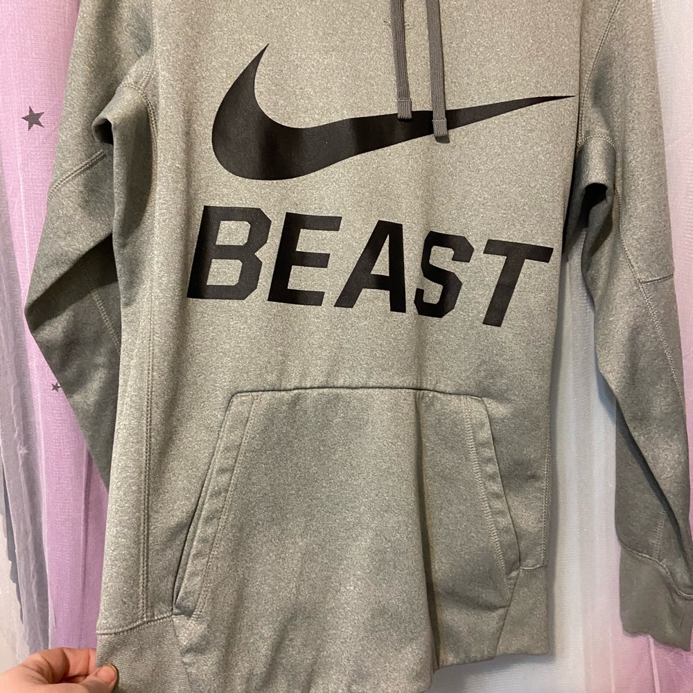 Nike small men’s hoodie - Picture 5 of 9